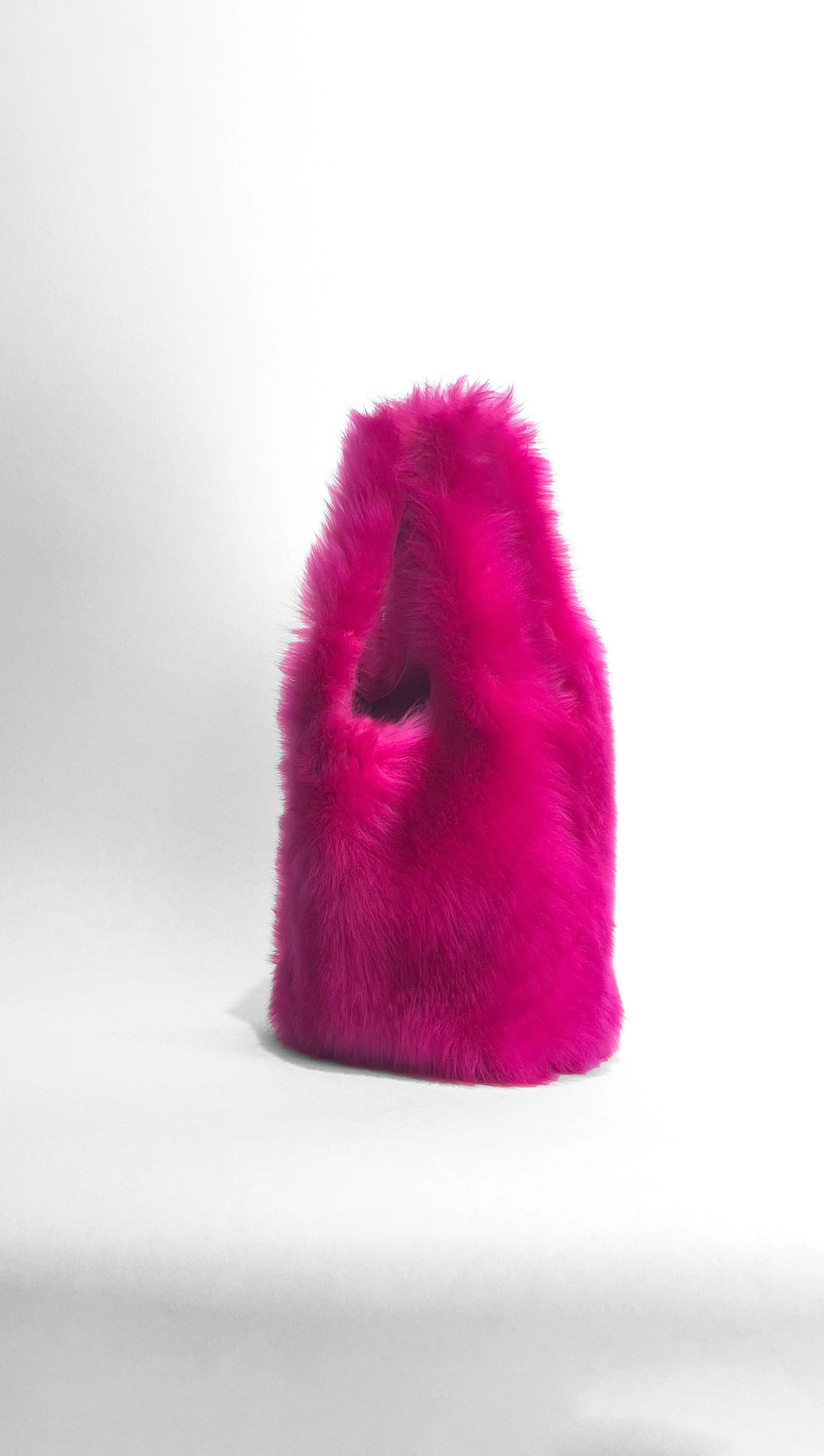 KD ACCESSORIES — Luxury Shearling Clothing